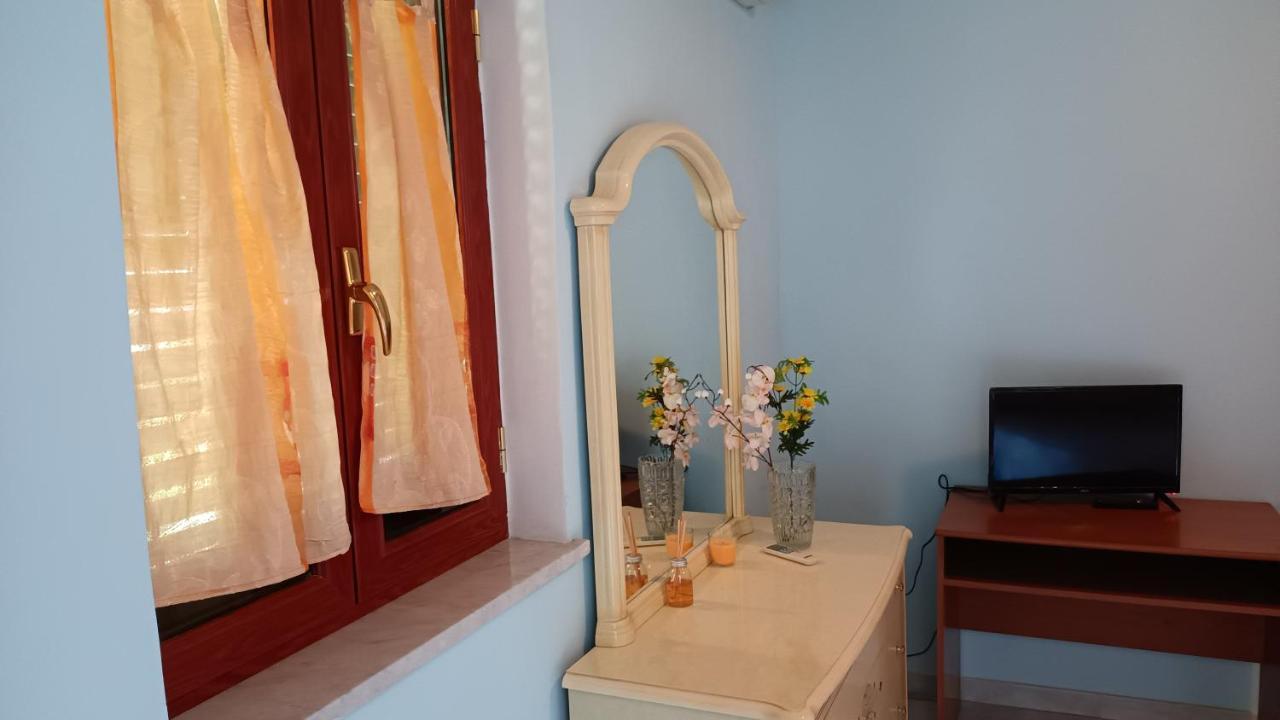 B&B Il Limoneto กราญาโน ภายนอก รูปภาพ